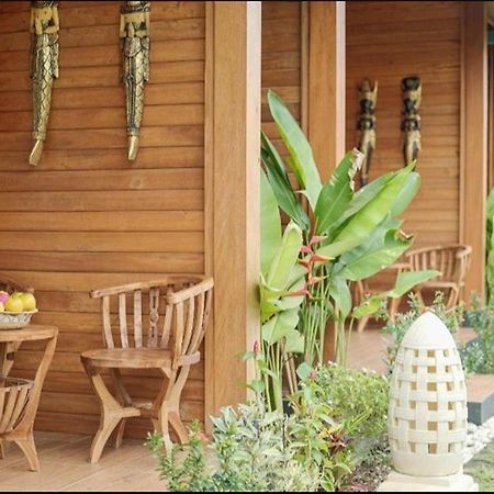 Villa Felise Sanur Exterior photo